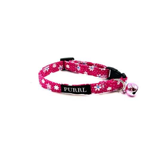 Cute set for cats including a collar, bowtie and bandana in hot pink and white floral print. Collar has a bell and bandana and bowtie can thread through a collar