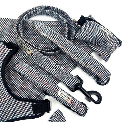 Dog leash and harness set with gingham pattern on a white background. Handmade by Barkley and fetch in UK
