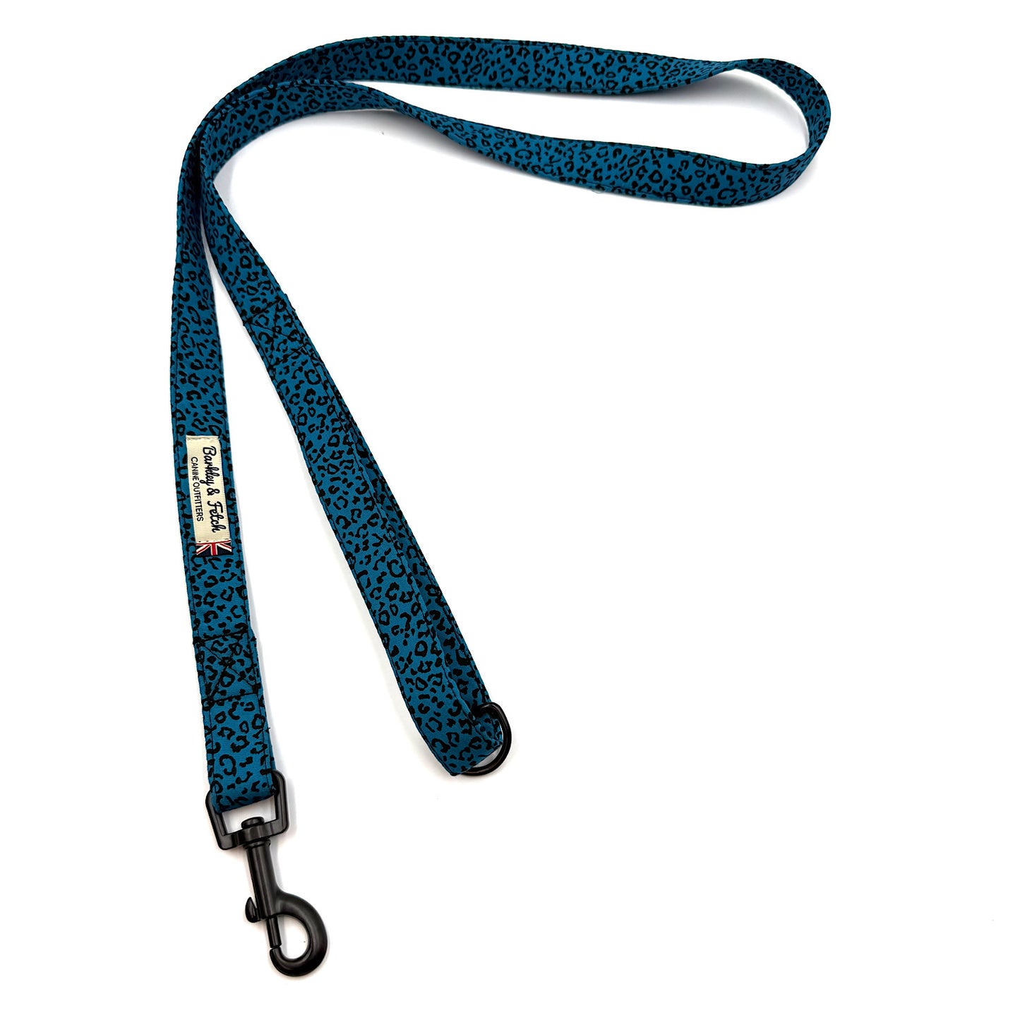 Blue patterned dog leash with a clip on a white background