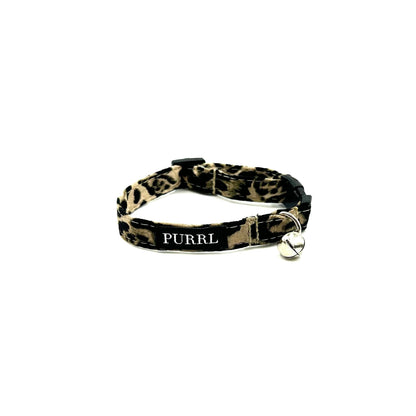 Luxury leopard print set of a collar with a bell, bowtie and bandana that can thread through the collar for cats