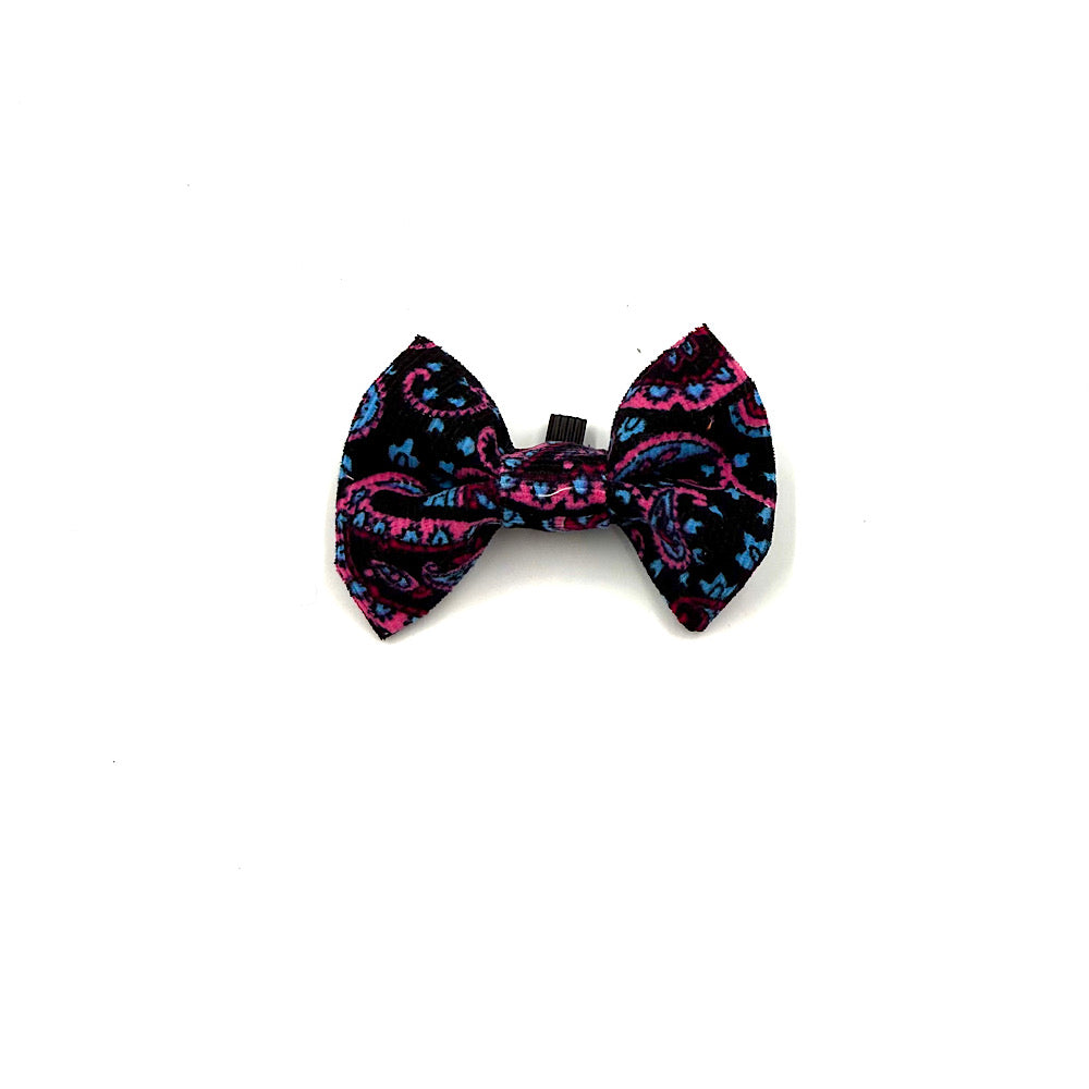Patterned cat bow tie on a white background handmade in UK by Barkley And Fetch for purrl