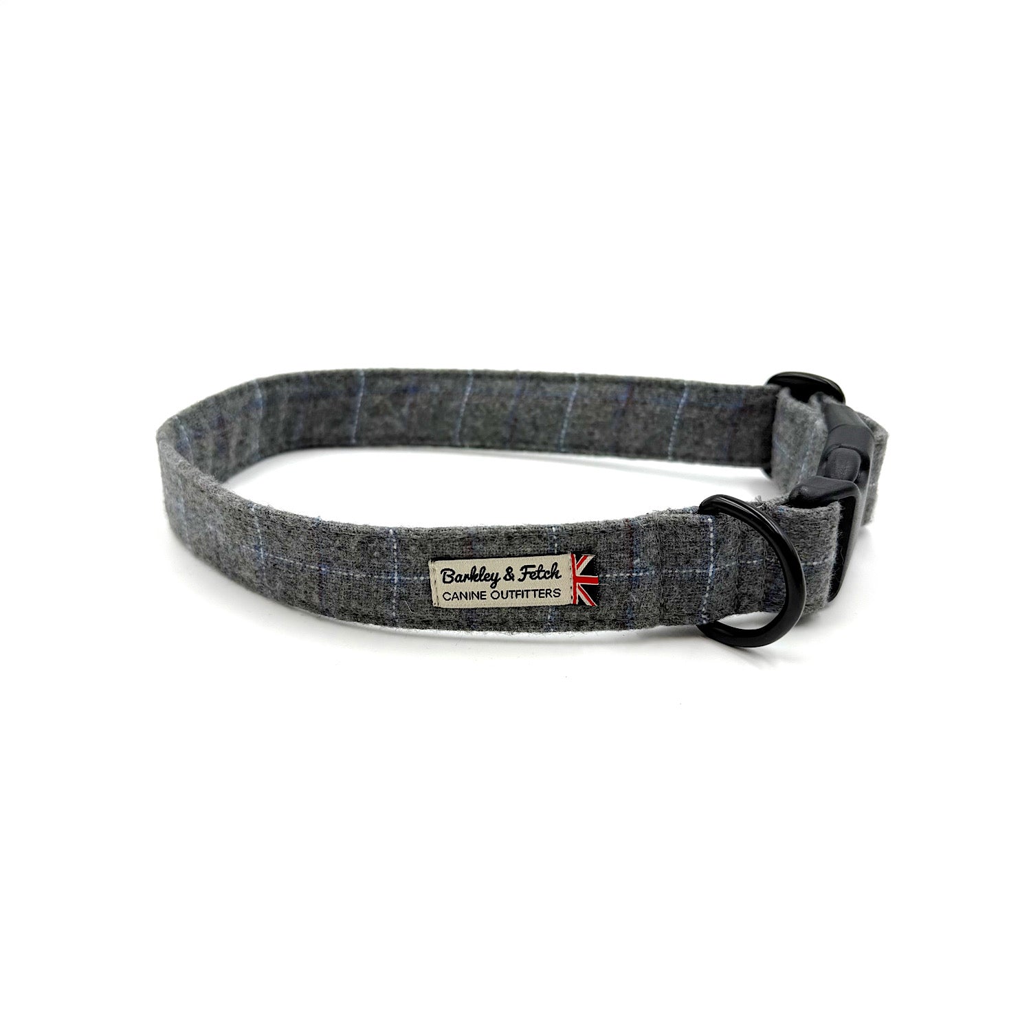 Dog collar with a checkered pattern on a white background