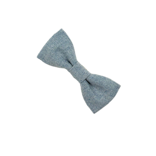Blue bow tie on a white background