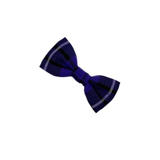 Navy blue bow tie with white stripe on a white background