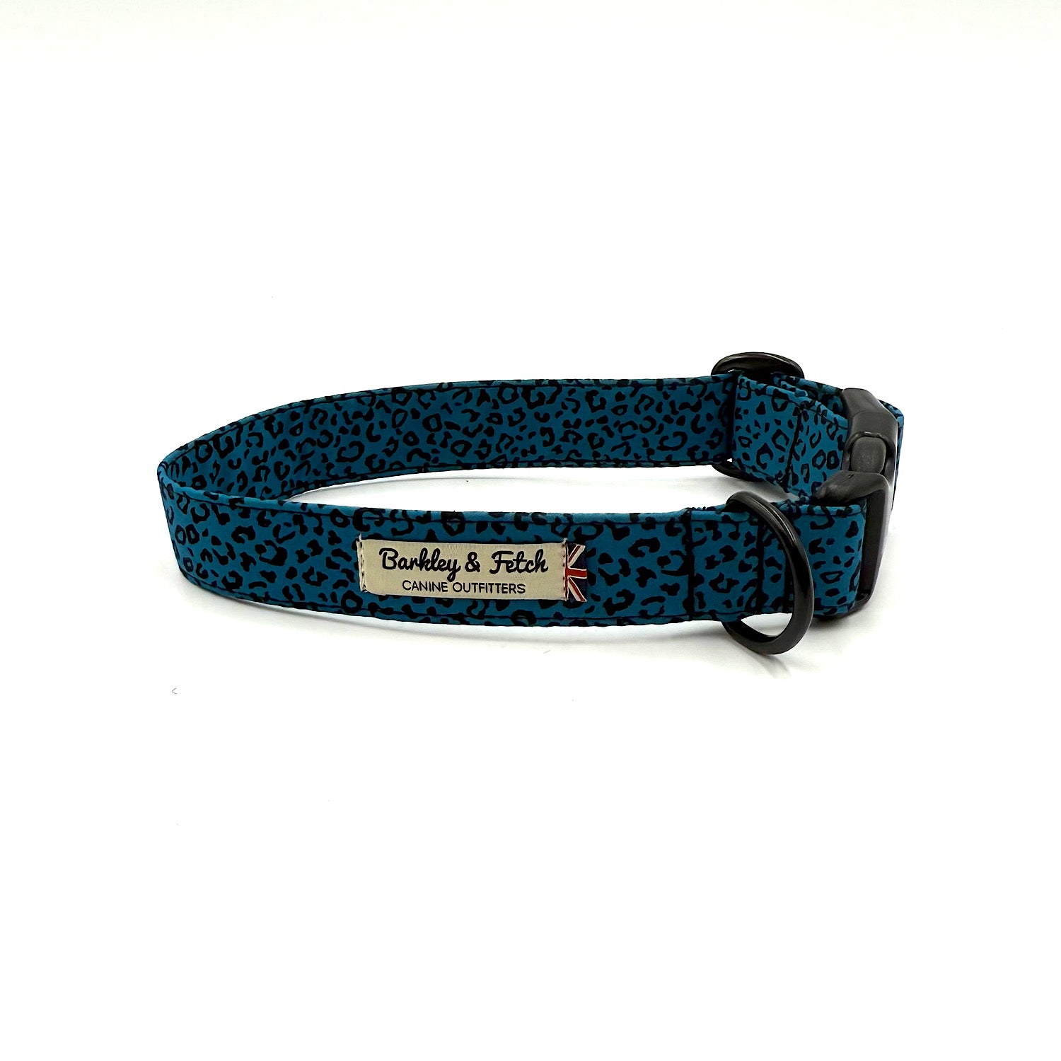 Dog collar with blue pattern on a white background